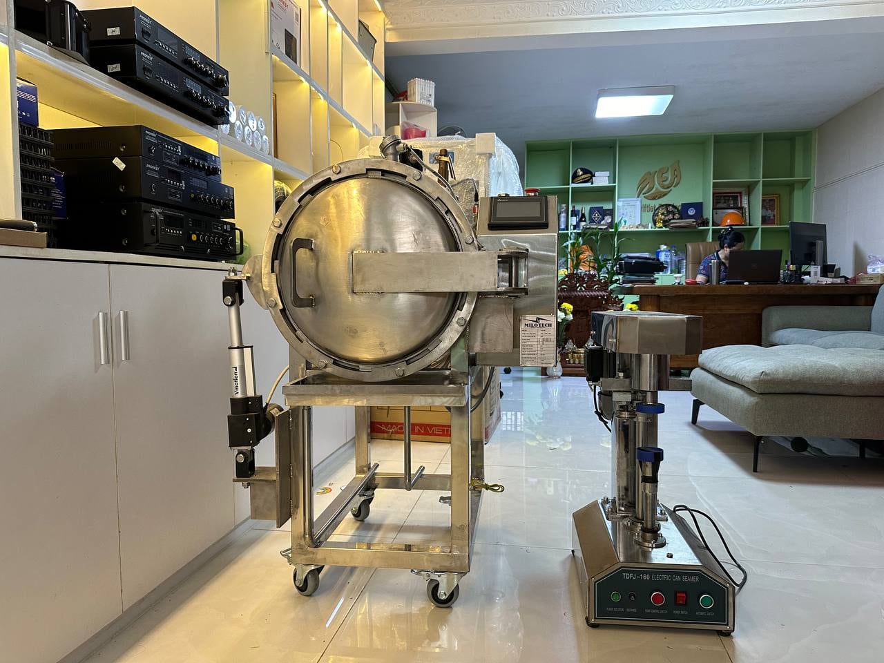 Máy hấp tiệt trùng áp suất cao