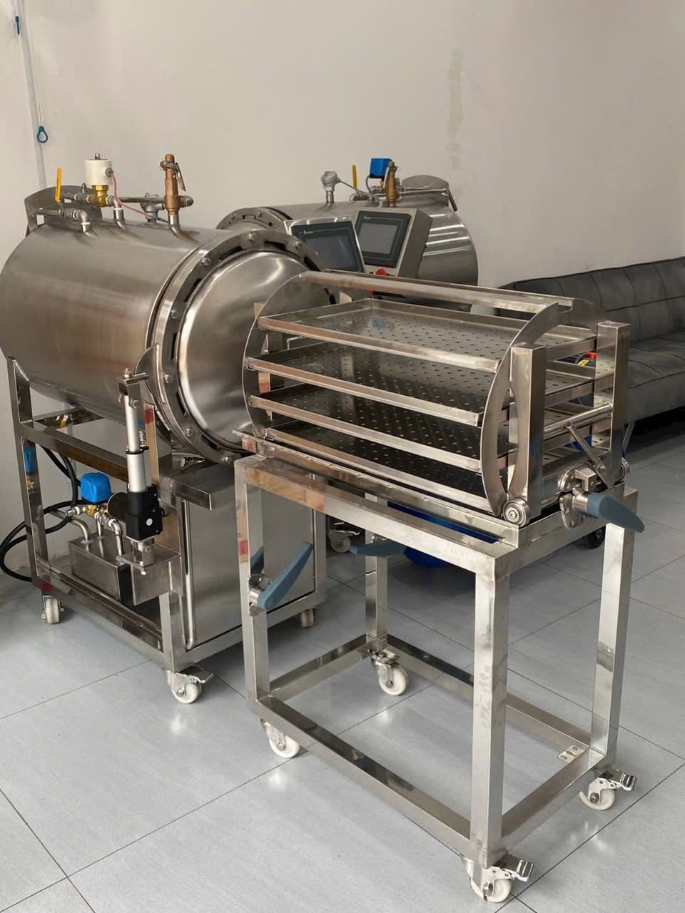 Máy Tiệt Trùng Áp Suất Cao