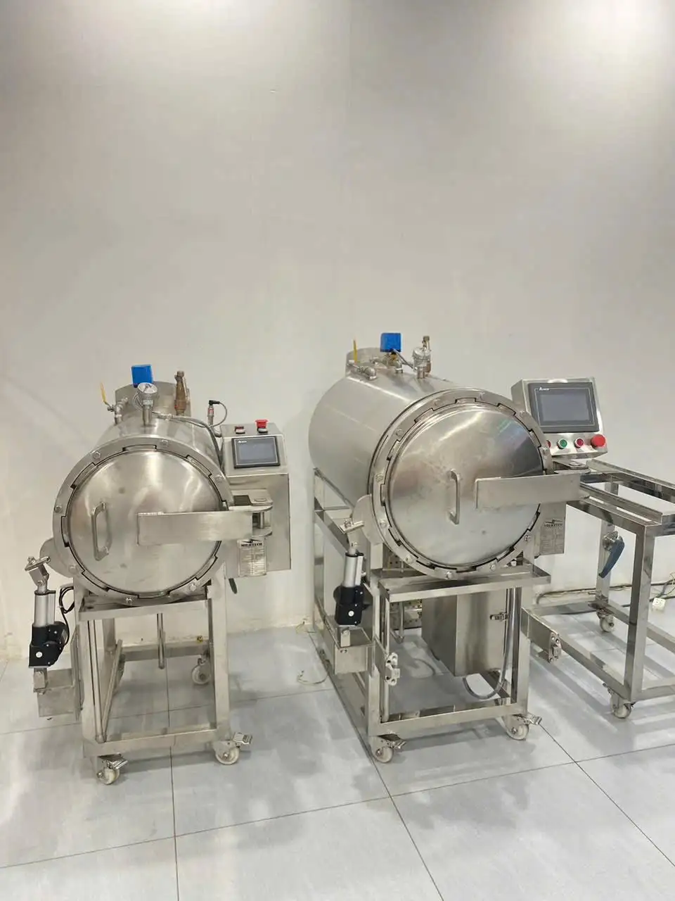 Máy hấp tiệt trùng mới do MILO sản xuất